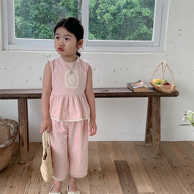 안젤라테이블 이미지